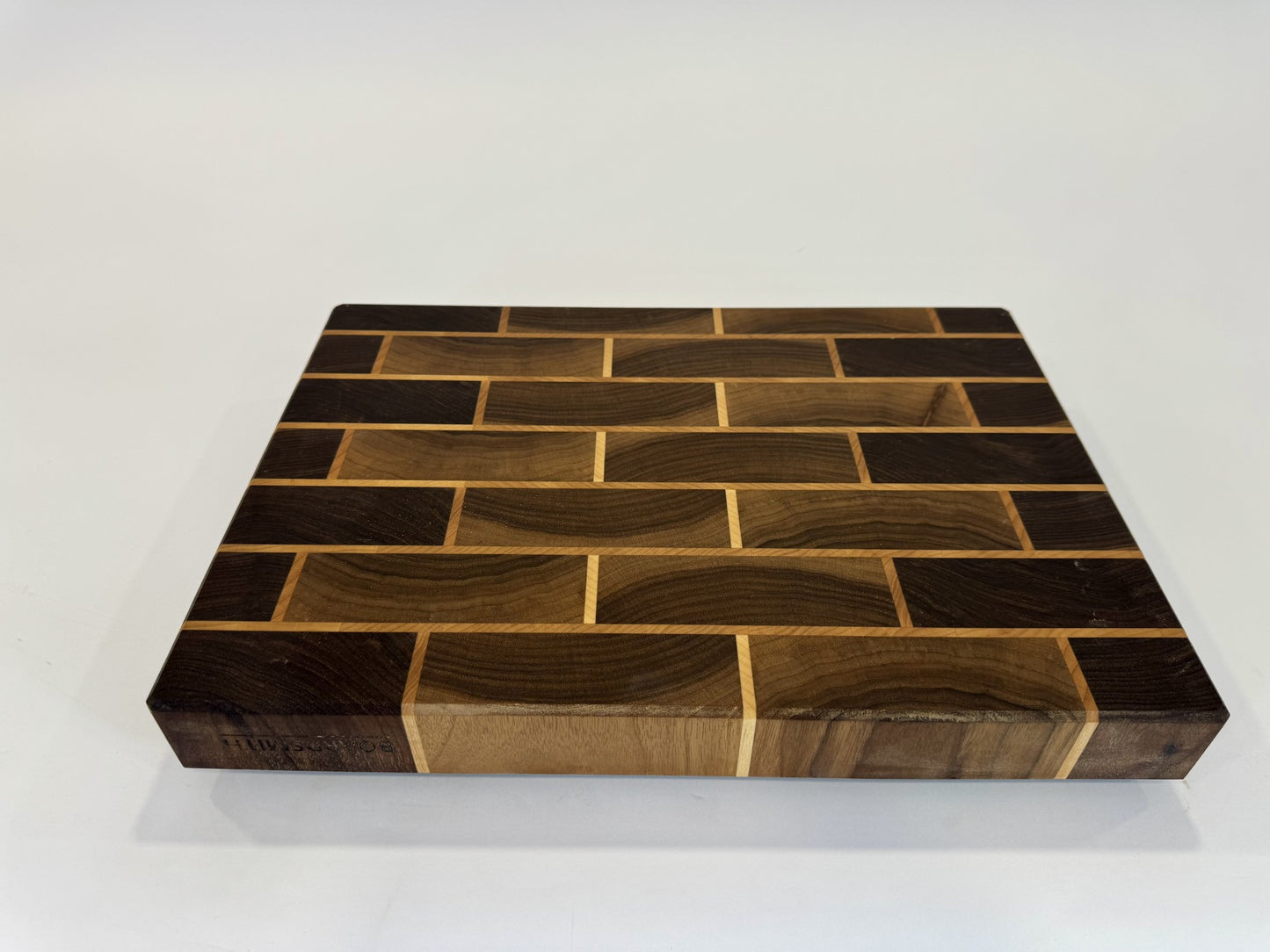 1003 Walnut and Maple Brick 18 x 11 1/2 x 2 "One-Off" with Juice Groove