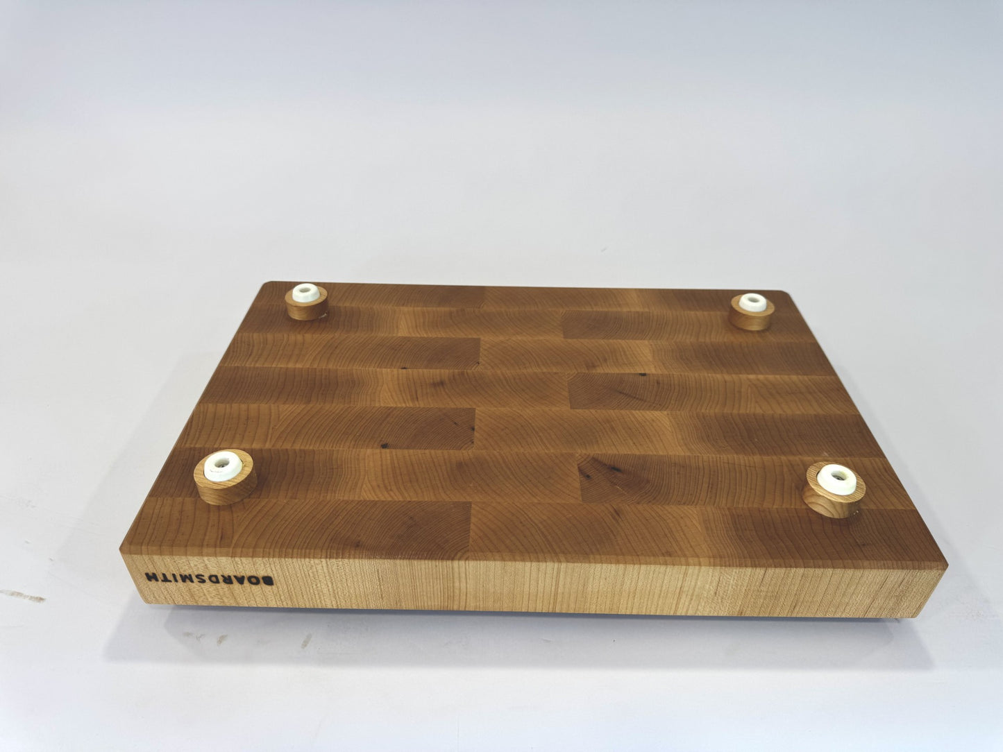 1004 Maple 18 x 12 x 2 One-Off with Feet