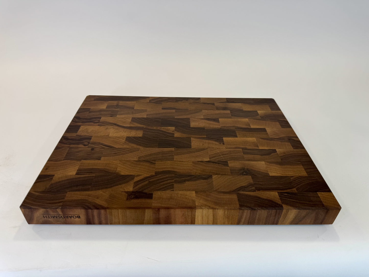 1017 Walnut 24 x 18 x 2