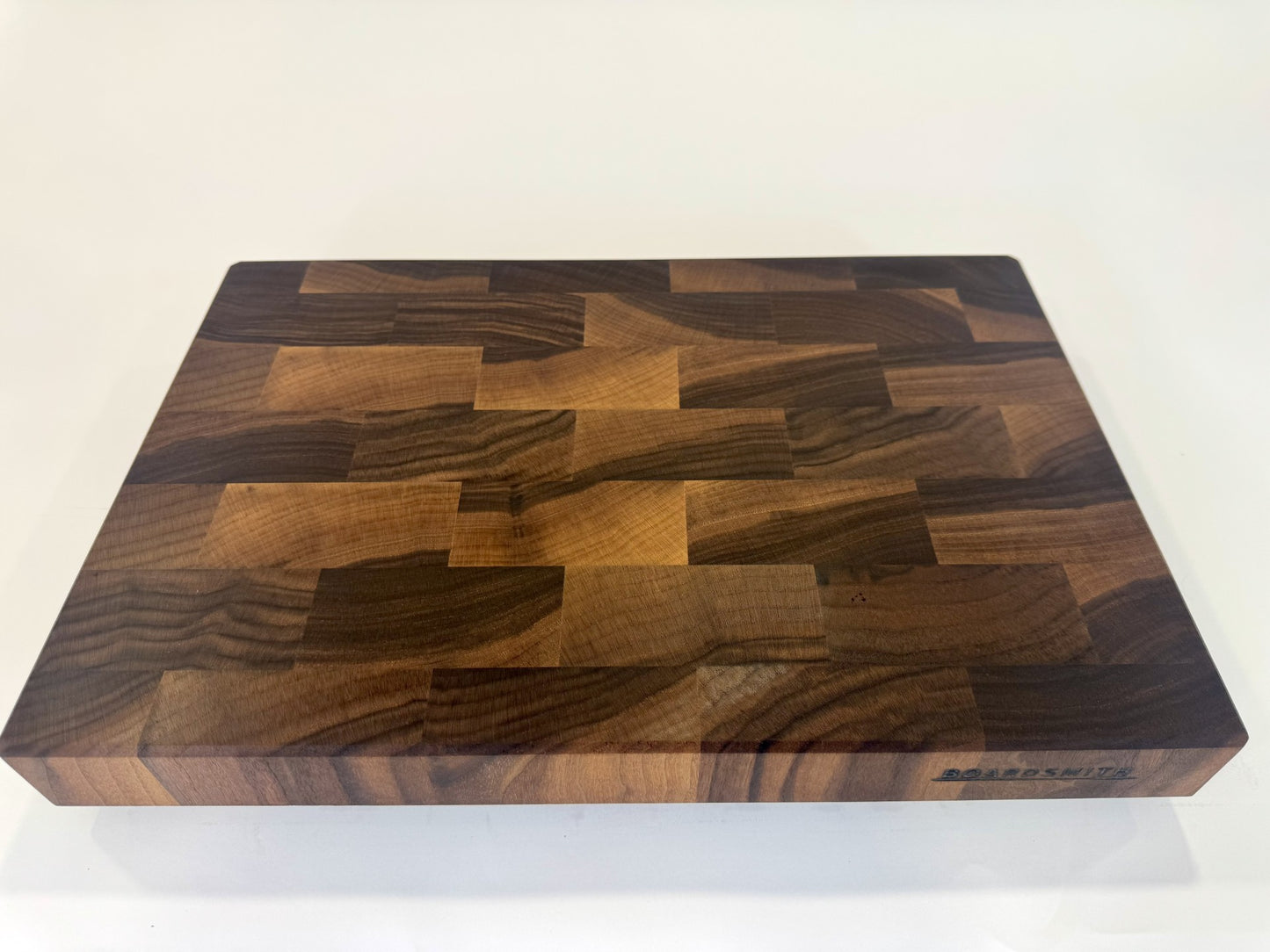 292 Walnut 18" x 12" x 2"