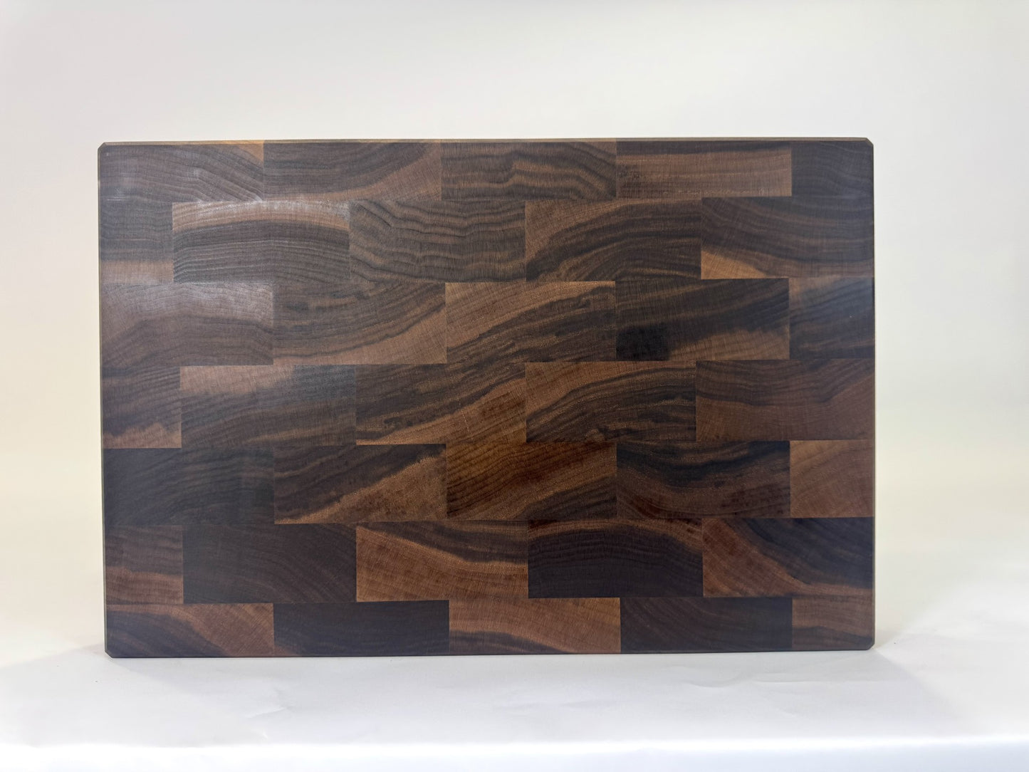 294 Walnut 18" x 12" x 2"