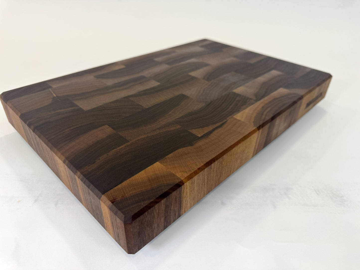 314 Walnut 18" x 12" x 2"