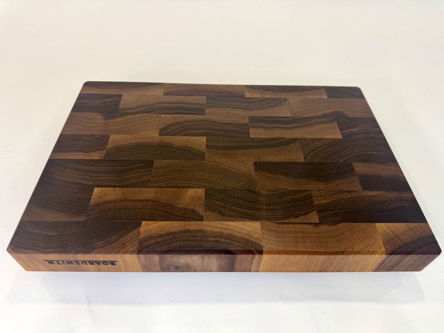 314 Walnut 18" x 12" x 2"