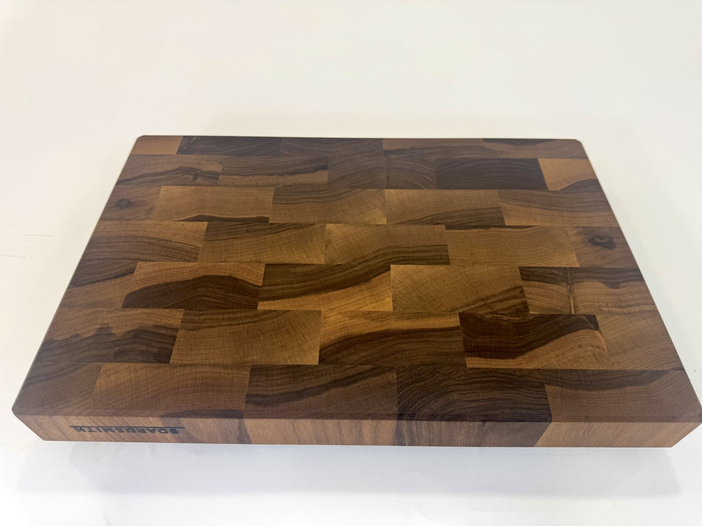 332 Walnut 18" x 12" x 2"