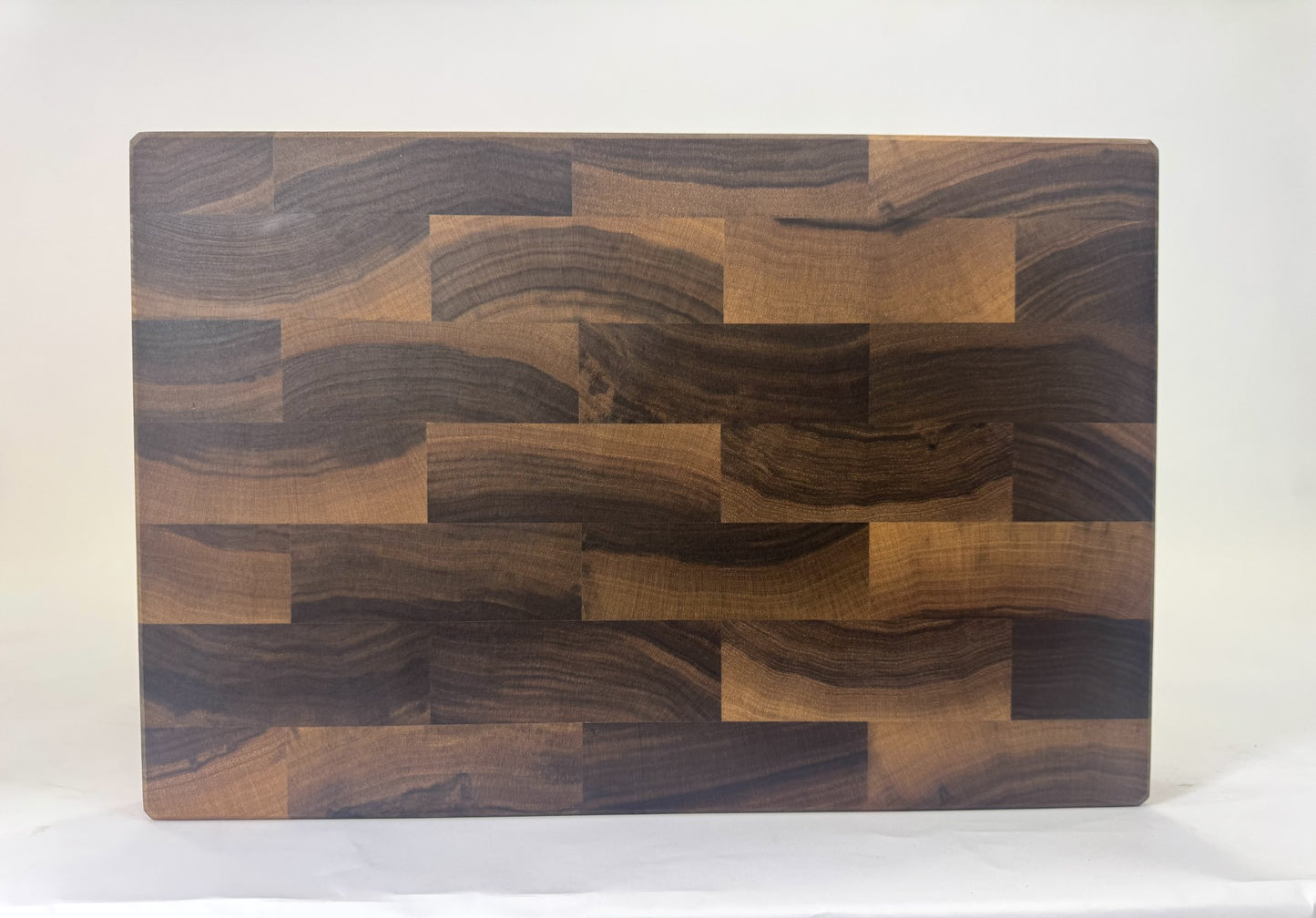 334 Walnut 18" x 12" x 2"
