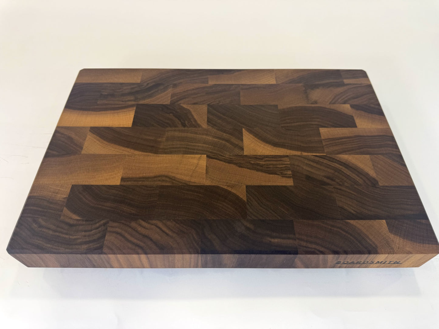 336 Walnut 18" x 12" x 2"
