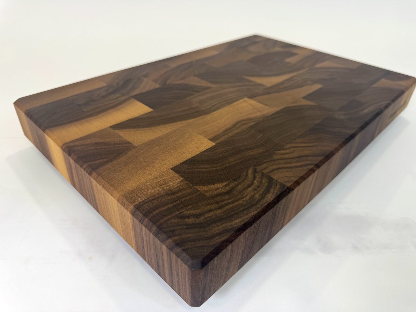 336 Walnut 18" x 12" x 2"