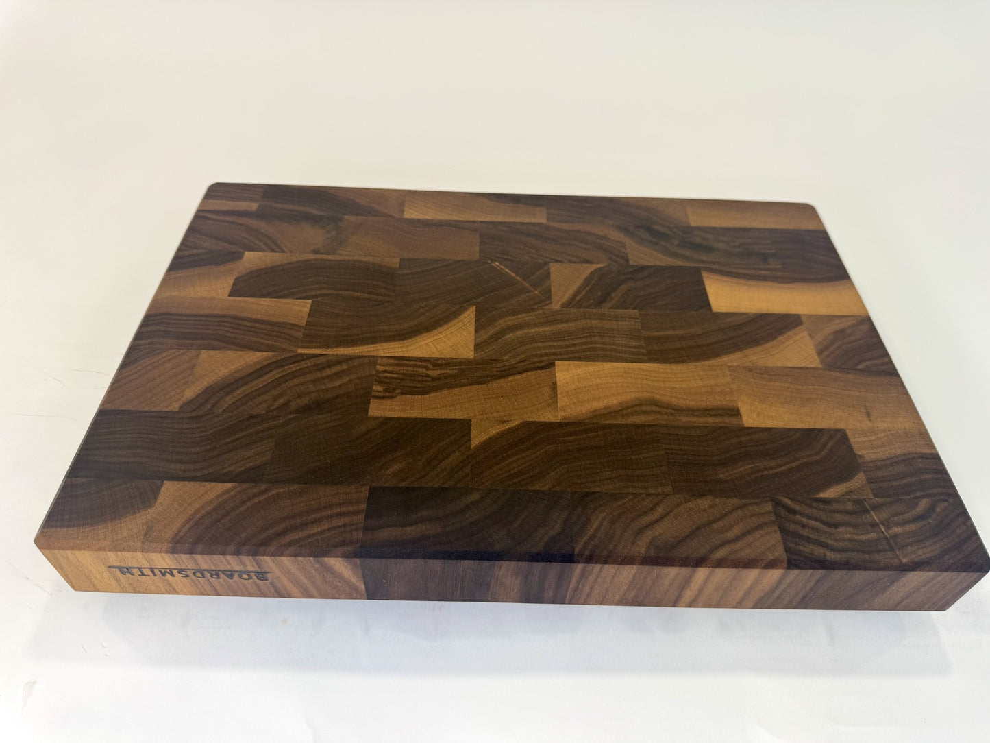 336 Walnut 18" x 12" x 2"