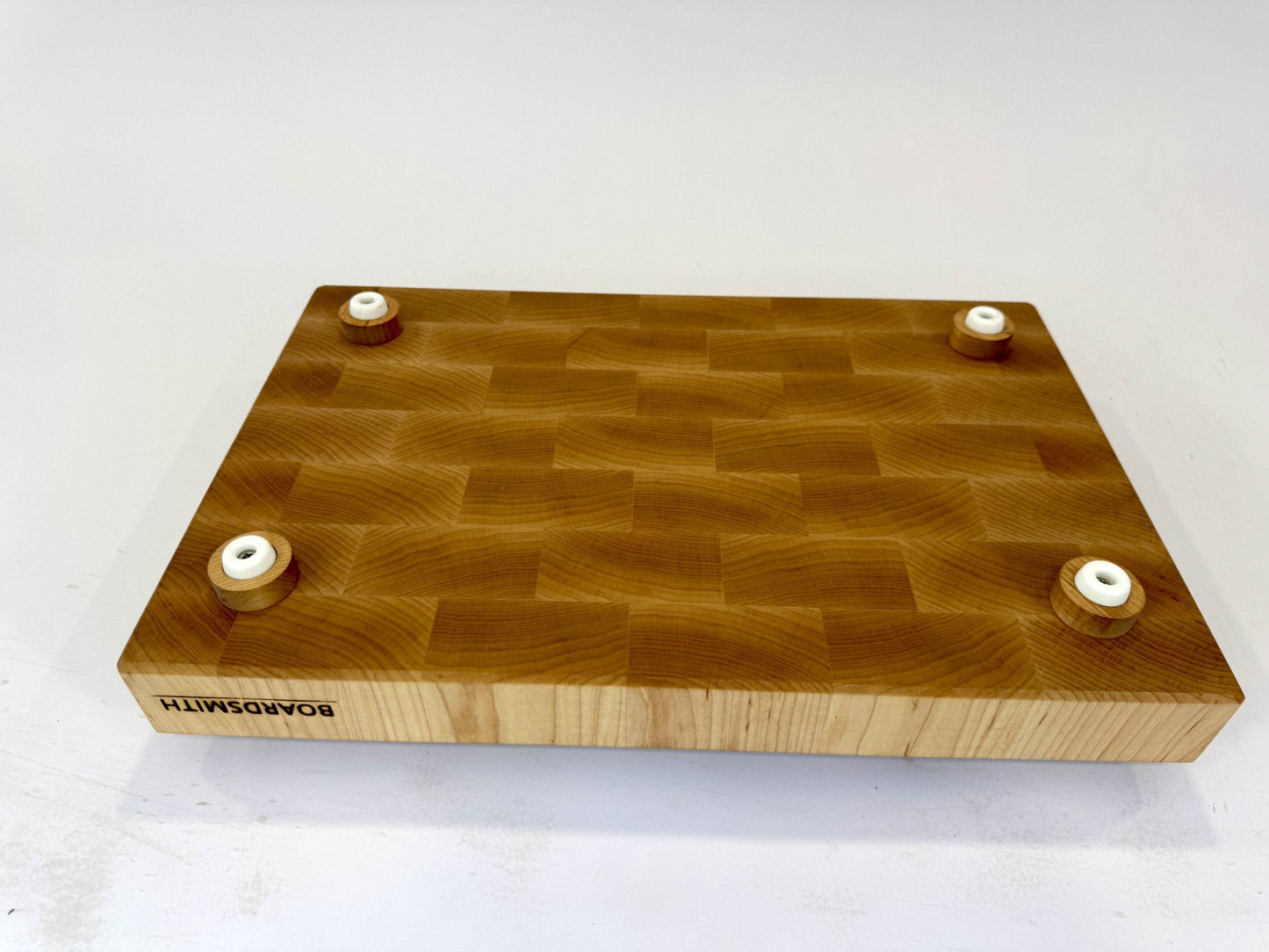 344-1 Maple 18 x 12 x 2 with Feet