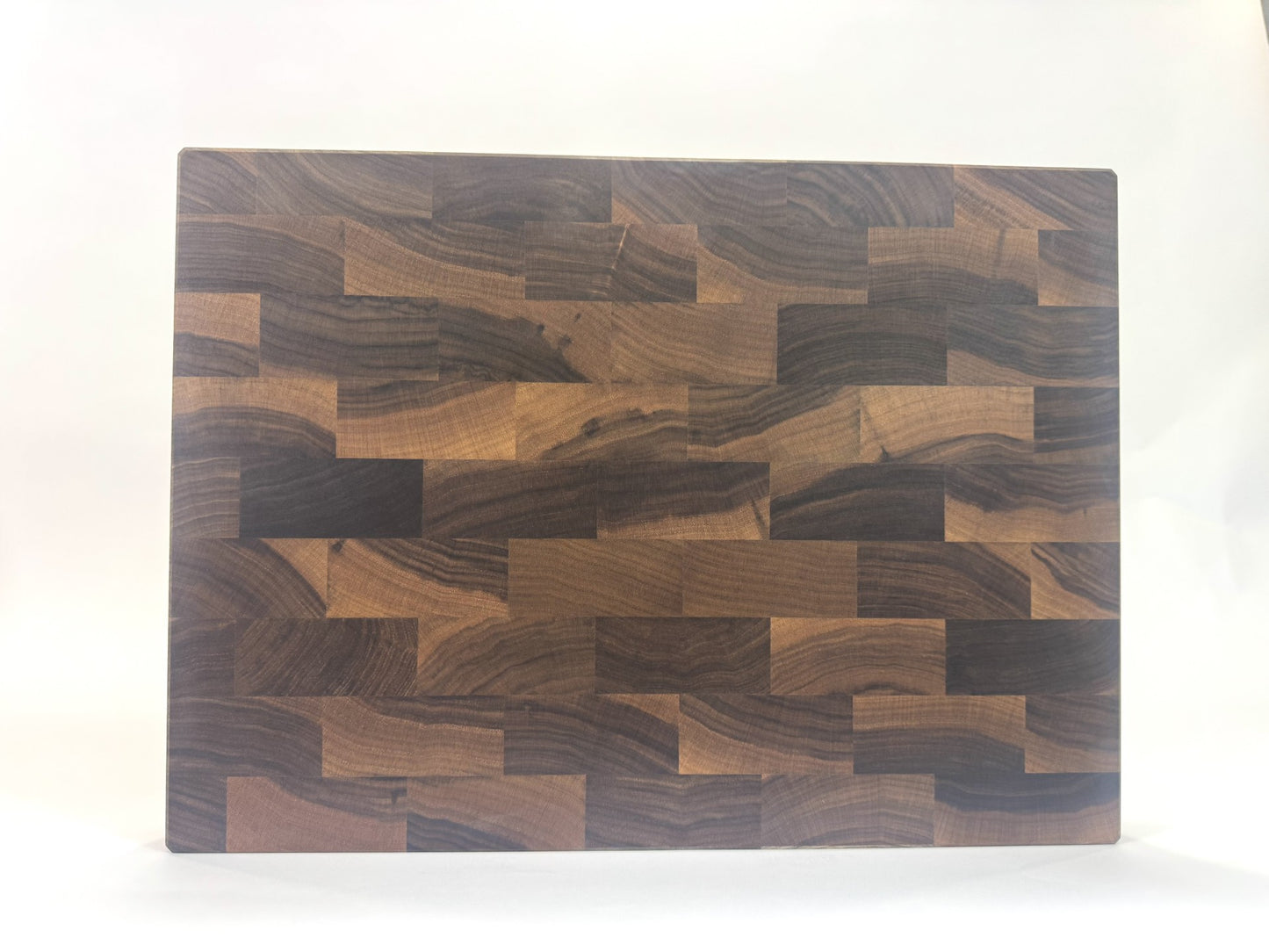 366 Walnut 22" x 16" x 2"