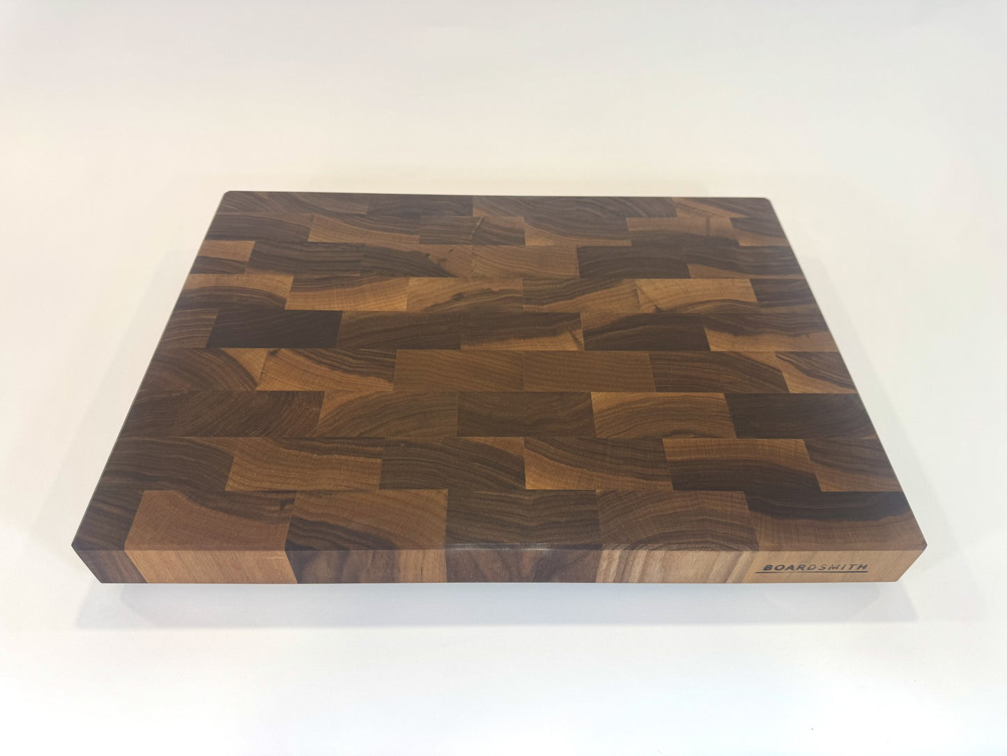 366 Walnut 22" x 16" x 2"