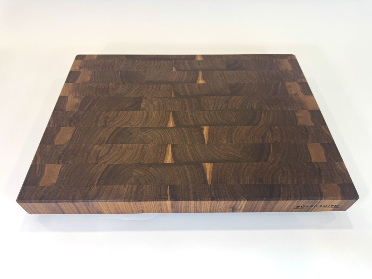 370 Walnut 22" x 16" x 2"