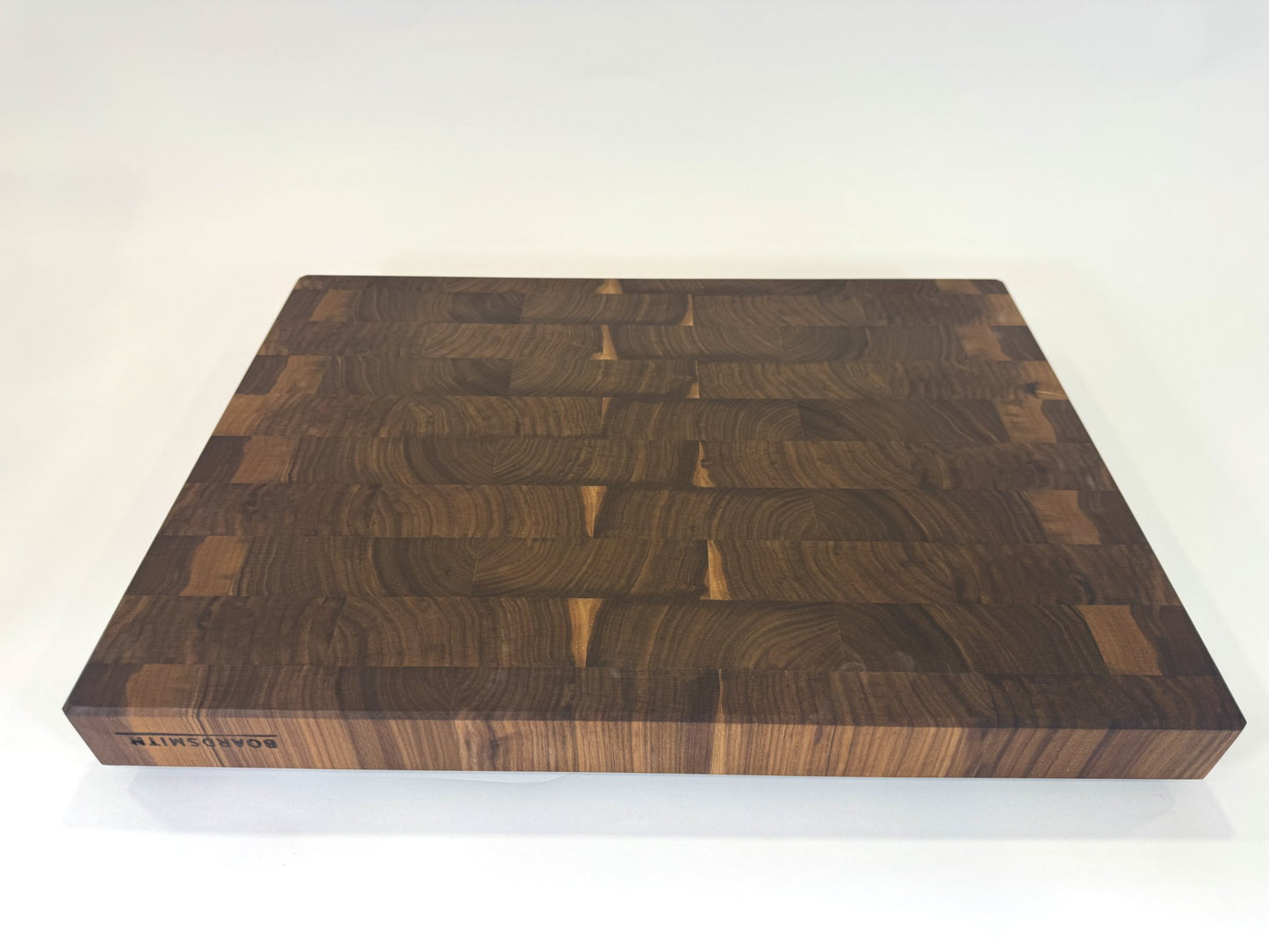 370 Walnut 22" x 16" x 2"