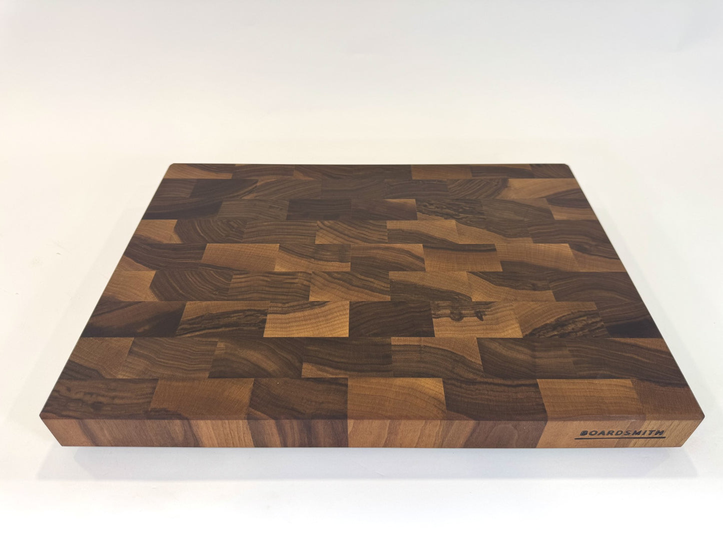 382 Walnut 22" x 16" x 2"