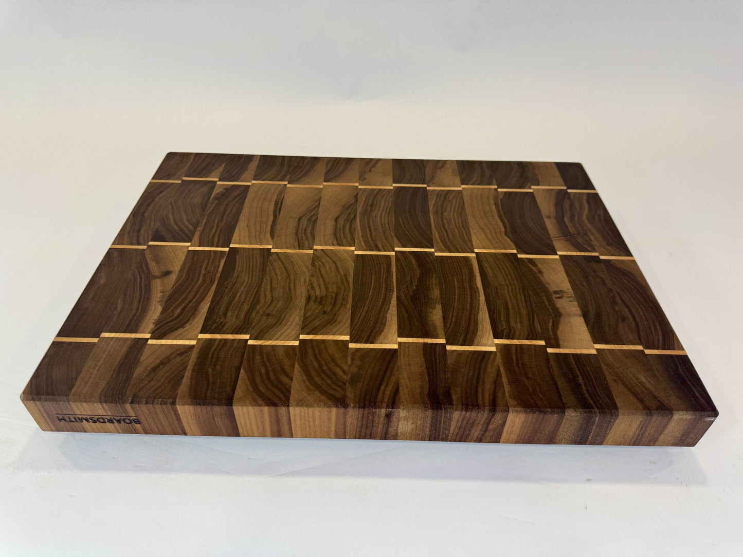 408-1 Walnut Maple Vertical Brick 22 x 16 x 2