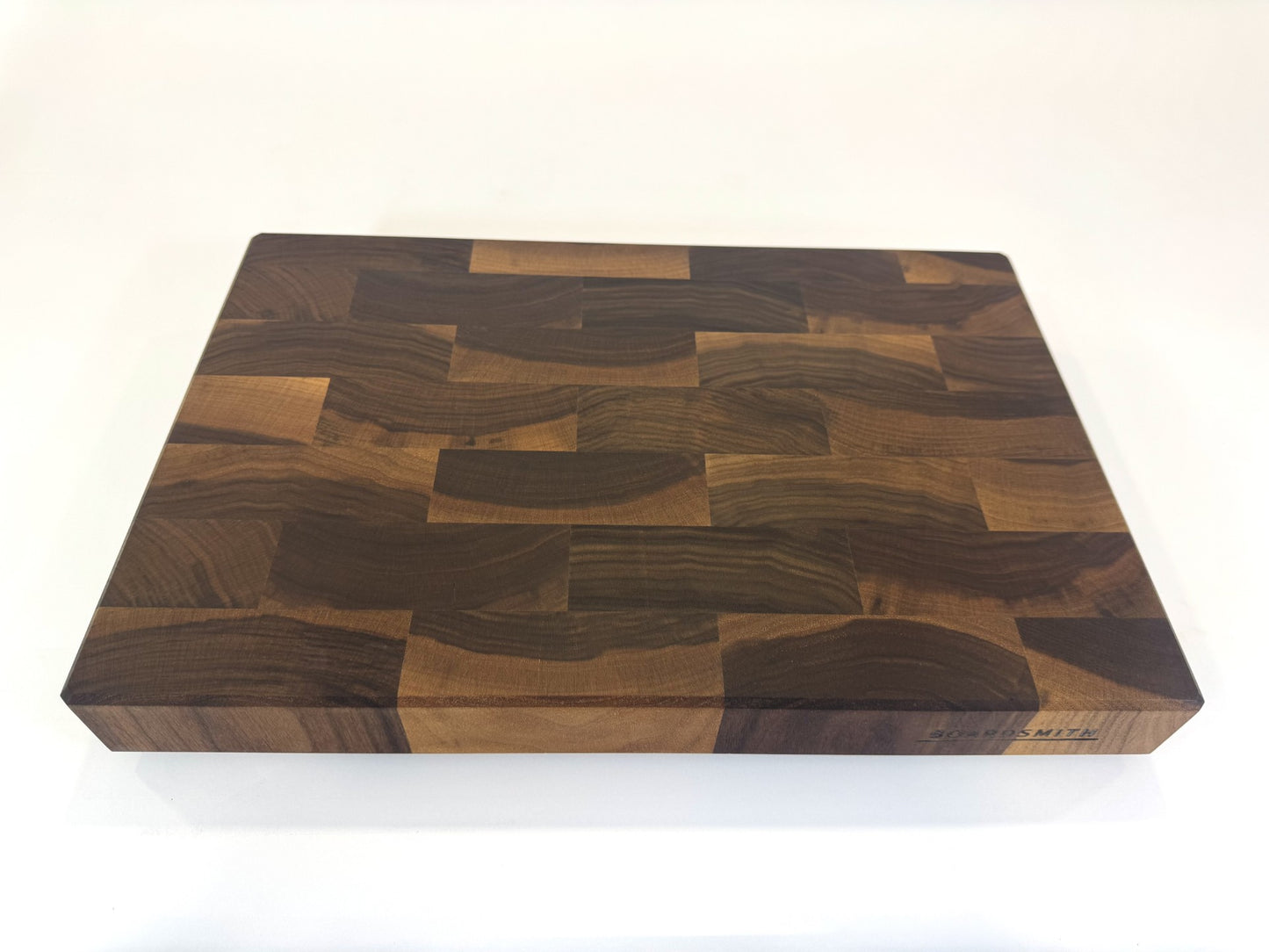 409 Walnut 18" x 12" x 2"