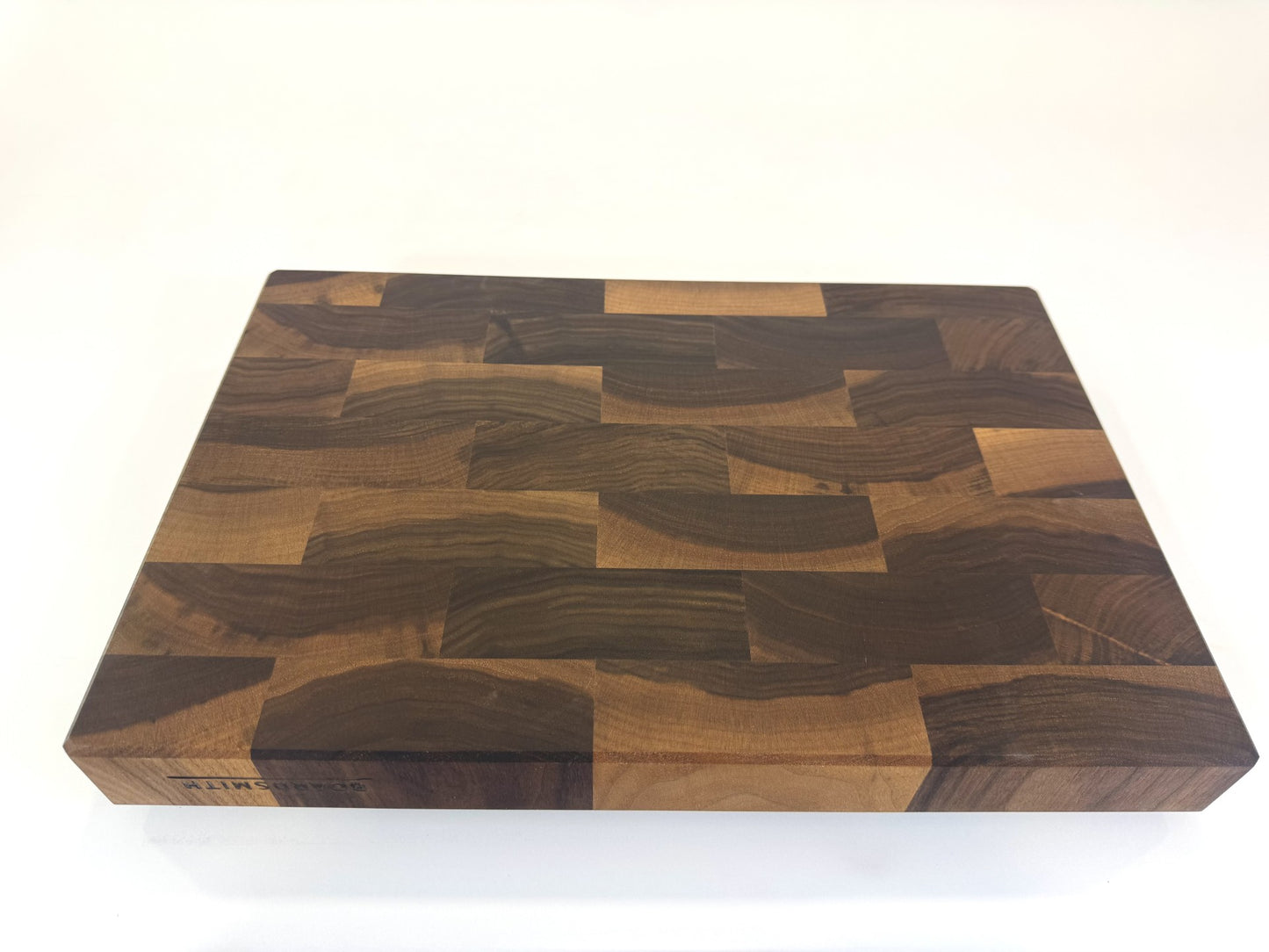 409 Walnut 18" x 12" x 2"