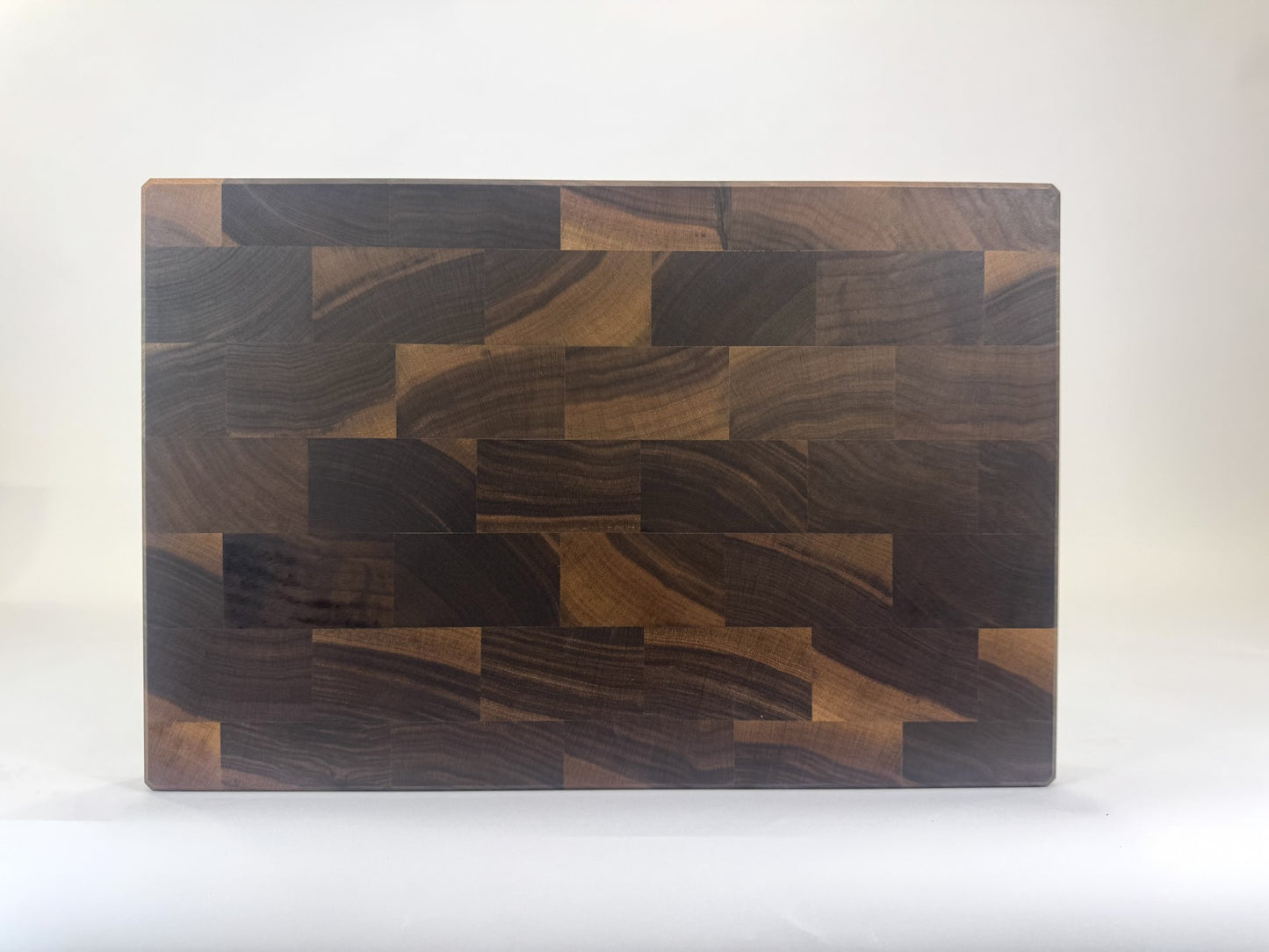 415 Walnut 18" x 12" x 2"