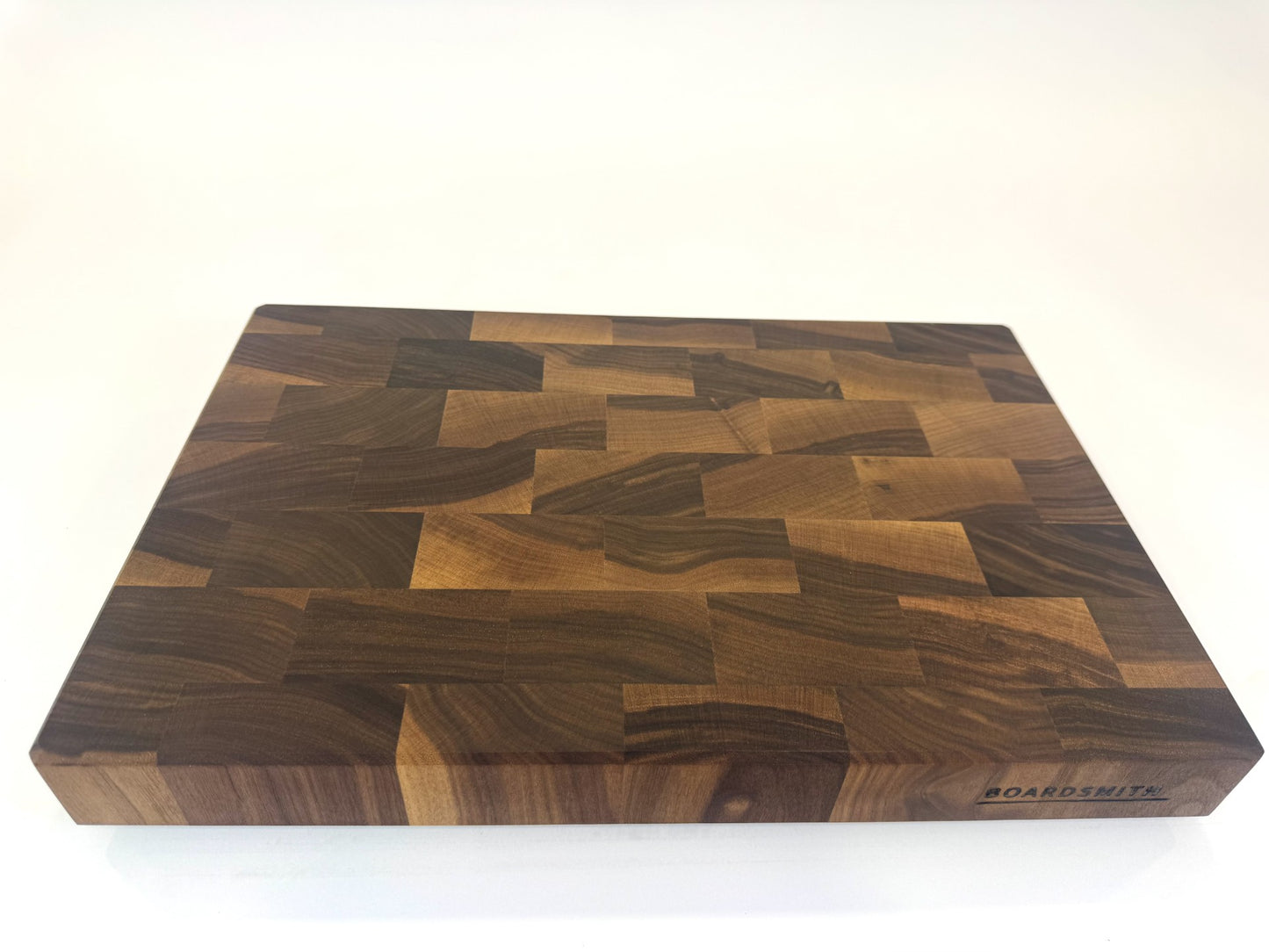 419 Walnut 18" x 12" x 2"