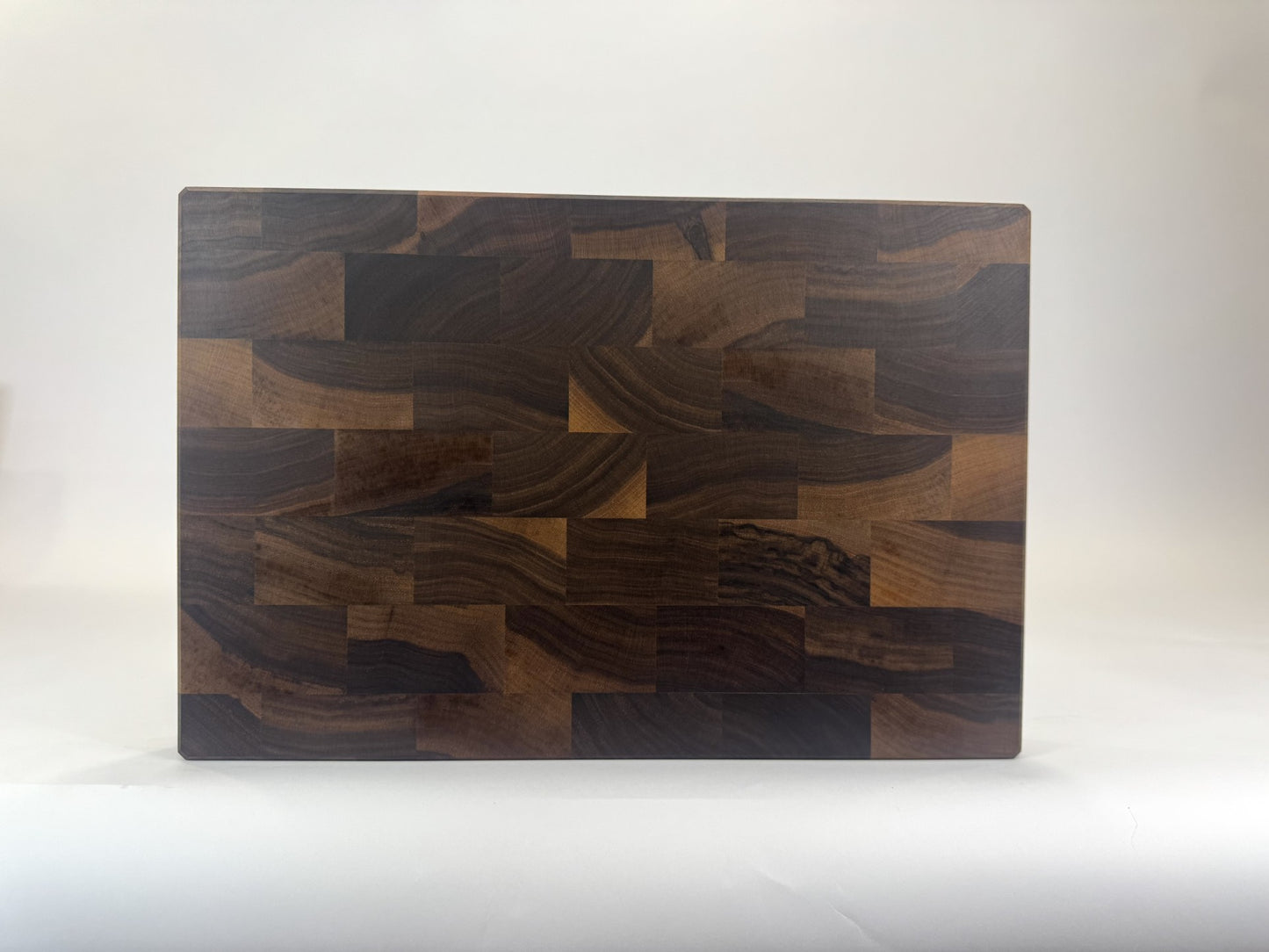 426 Walnut 18" x 12" x 2"