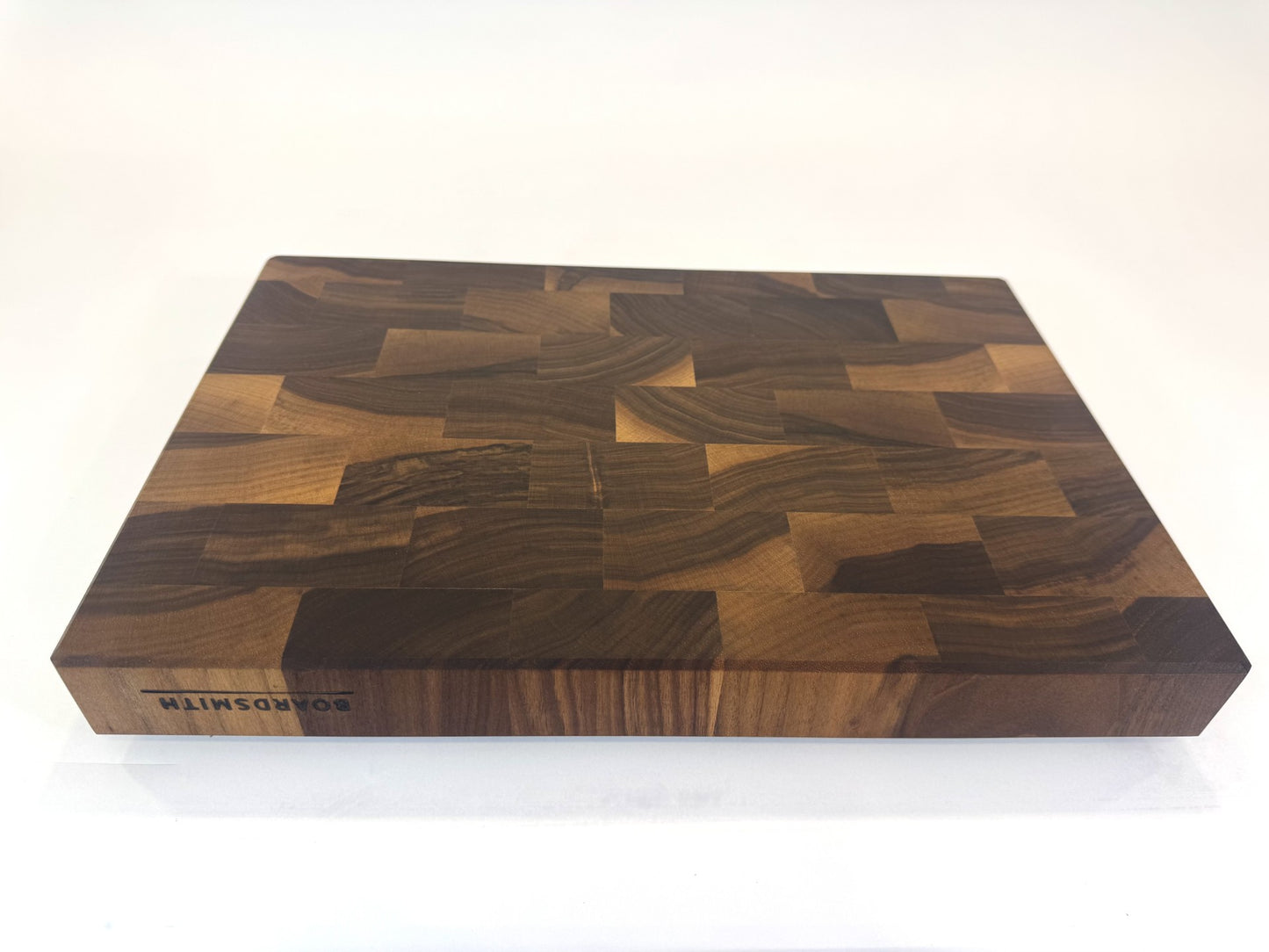 426 Walnut 18" x 12" x 2"