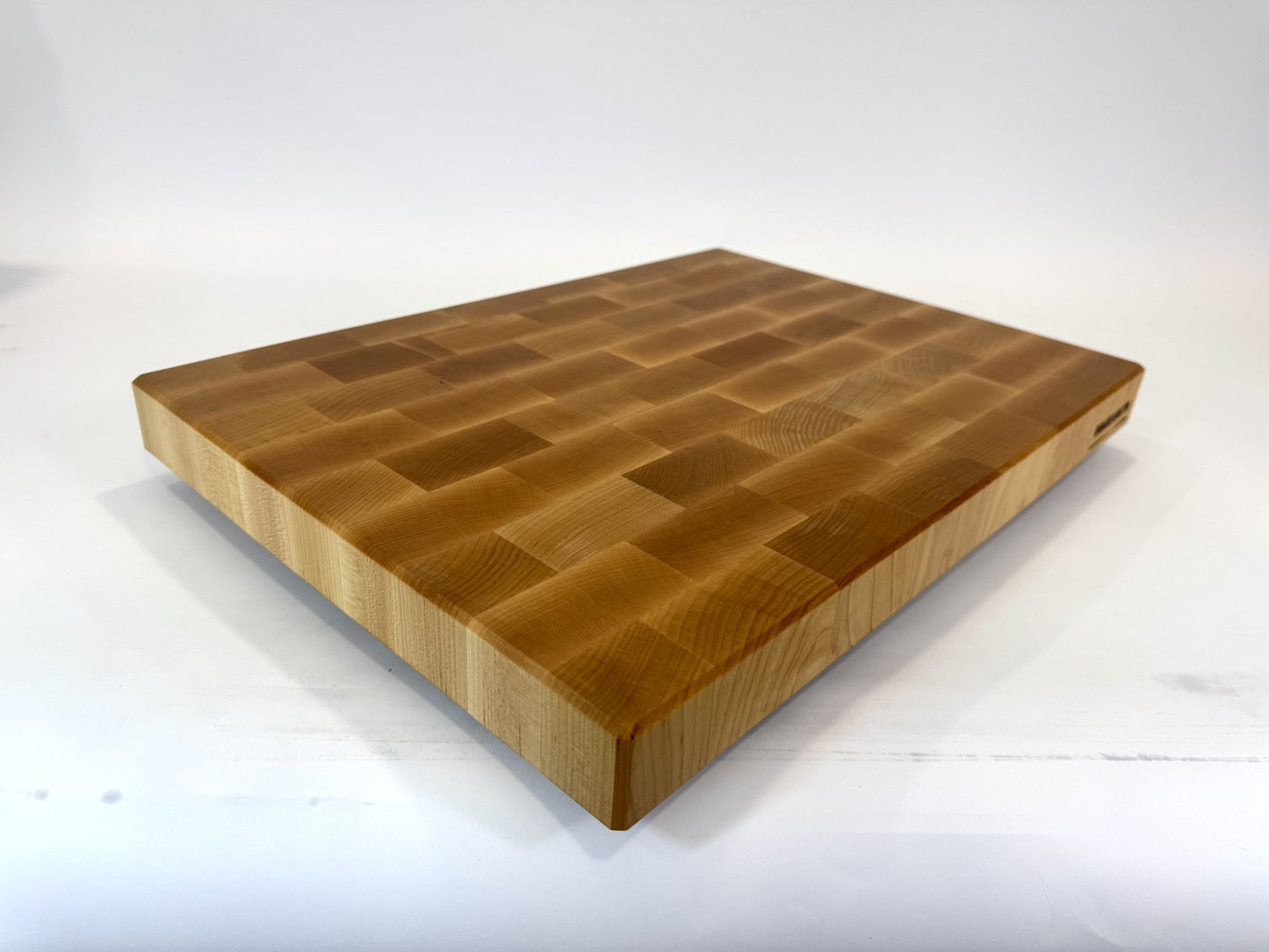 436 Maple 22 x 16 x 2