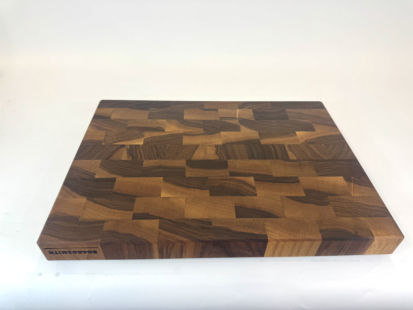 439 Walnut 22" x 16" x 2"