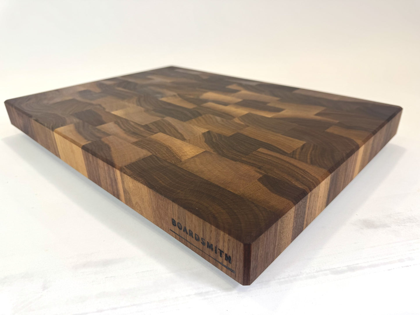 441 Walnut 22" x 16" x 2"