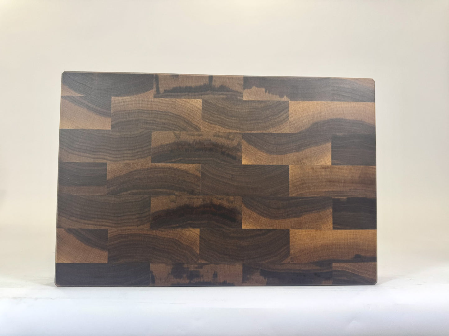 449 Walnut 18" x 12" x 2"