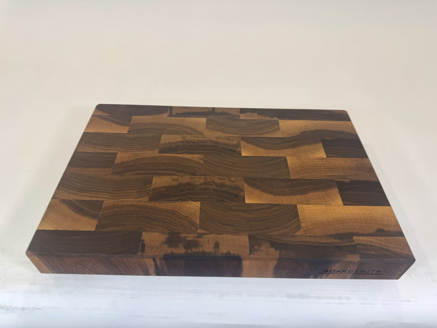 449 Walnut 18" x 12" x 2"