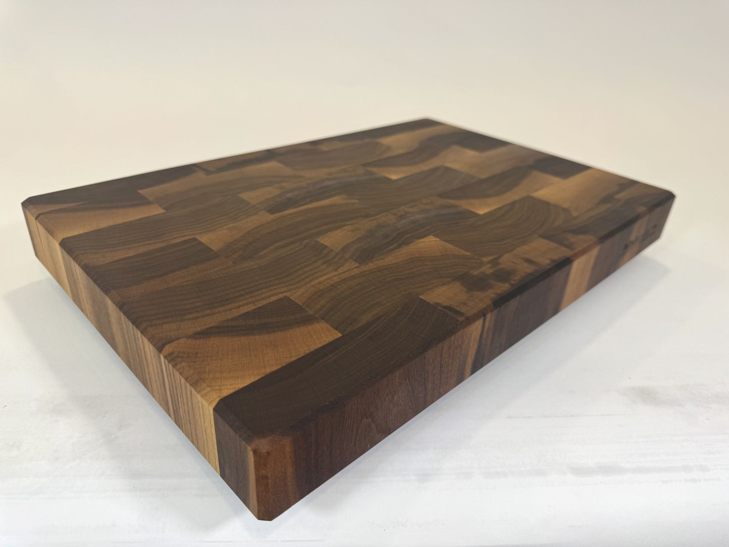 449 Walnut 18" x 12" x 2"