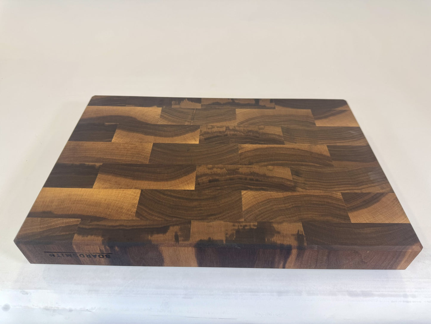449 Walnut 18" x 12" x 2"