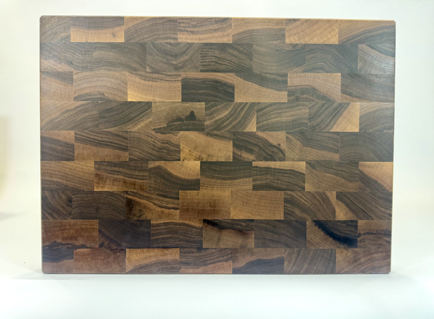 457 Walnut 22" x 16" x 2"