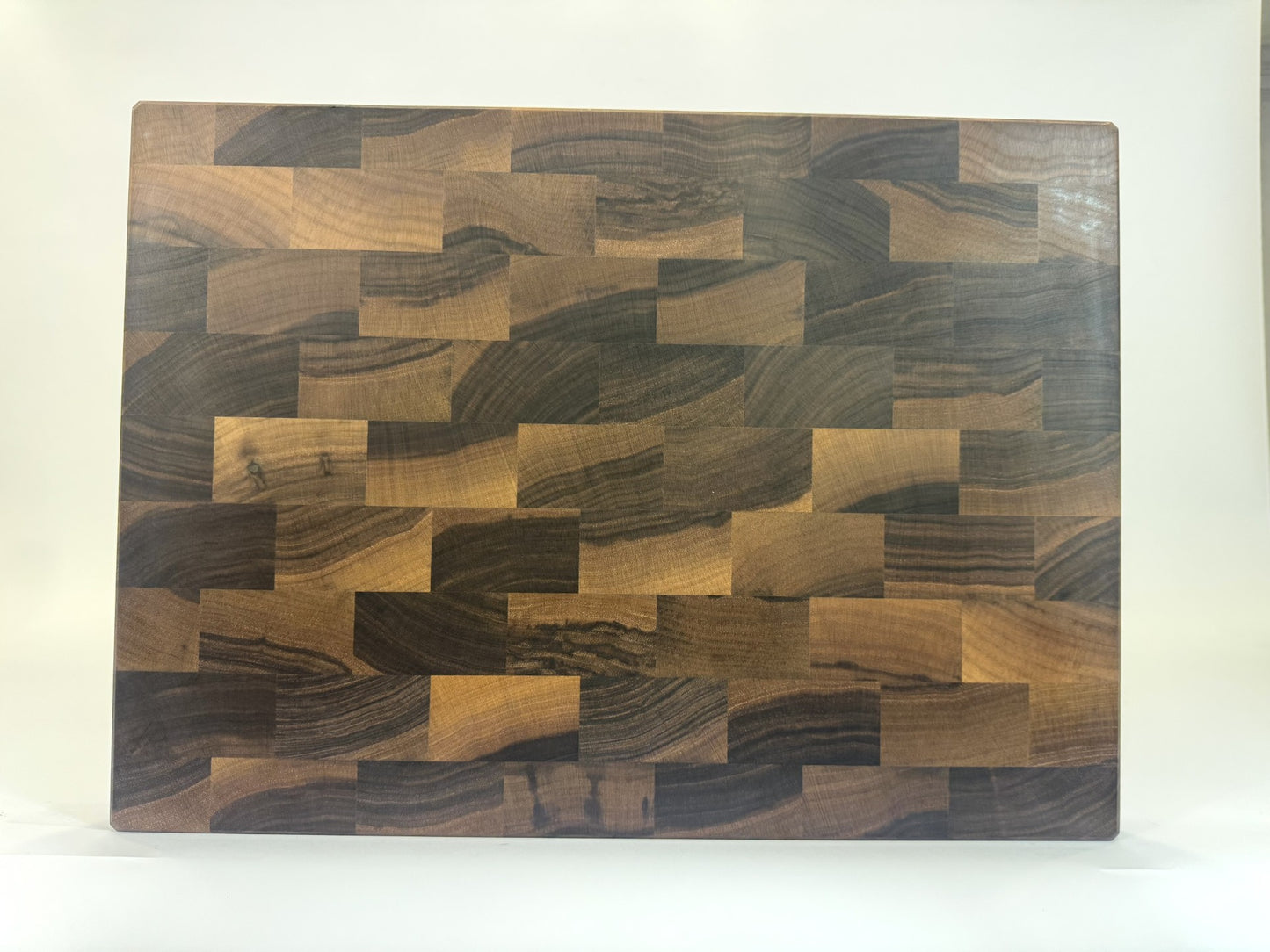 459 Walnut 22" x 16" x 2"