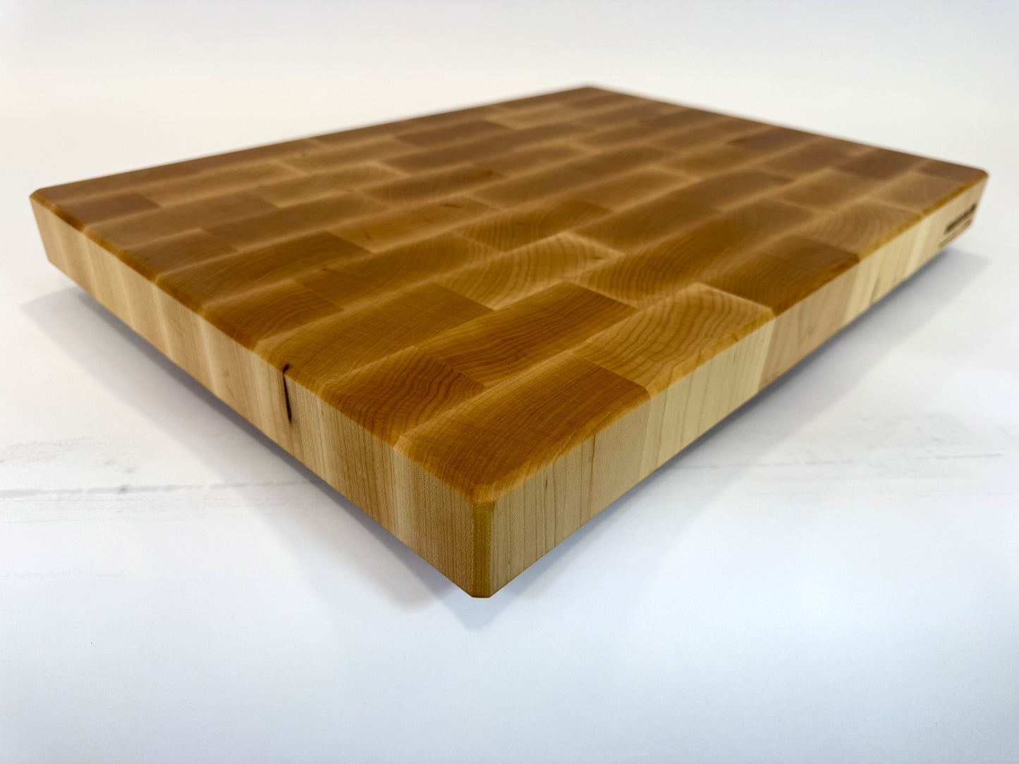 460 Maple 22 x 16 x 2