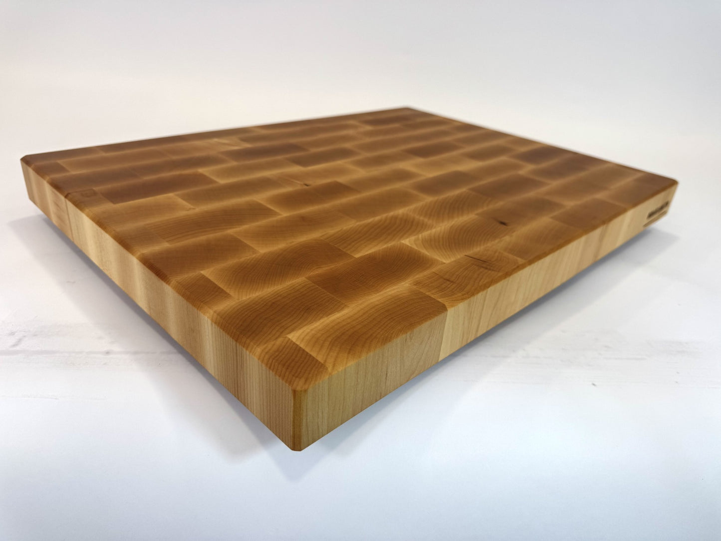 464 Maple 24 x 18 x 2