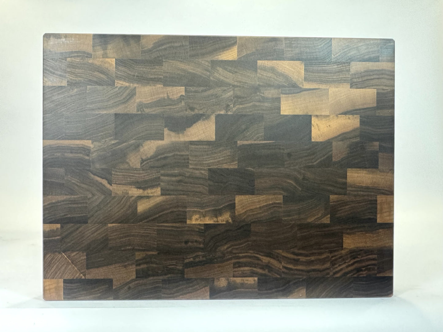 468 Walnut 24" x 18" x 2"