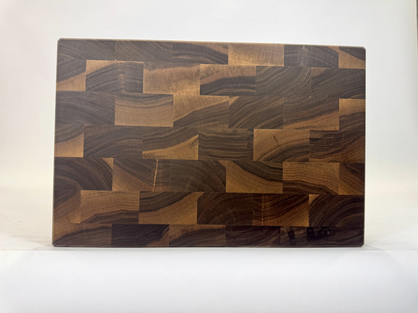 486 Walnut 18" x 12" x 2"