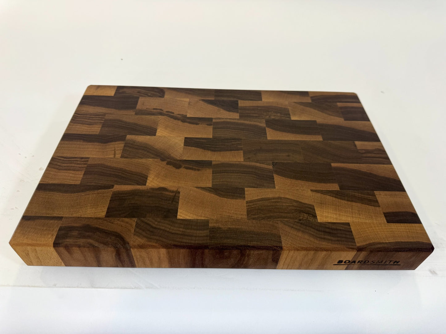 491 Walnut 18" x 12" x 2"