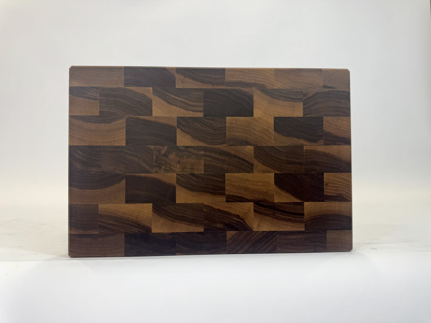 499 Walnut 18" x 12" x 2"