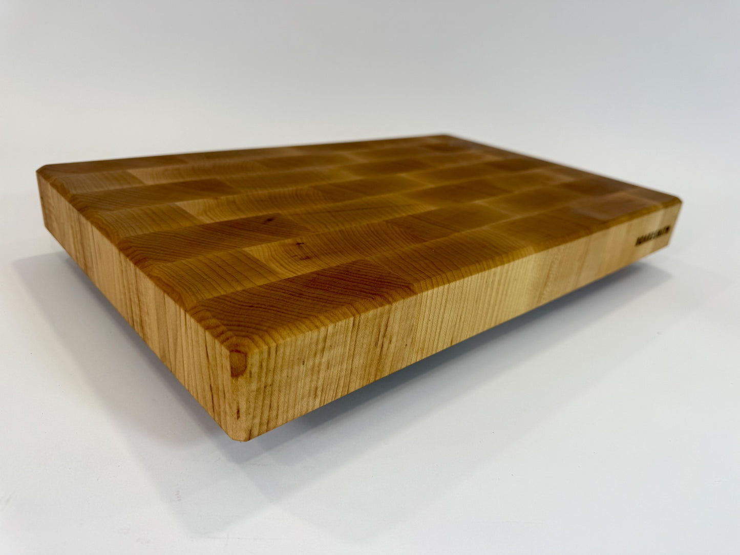 555 Maple 18" x 12" x 2" "One-Off" with Feet