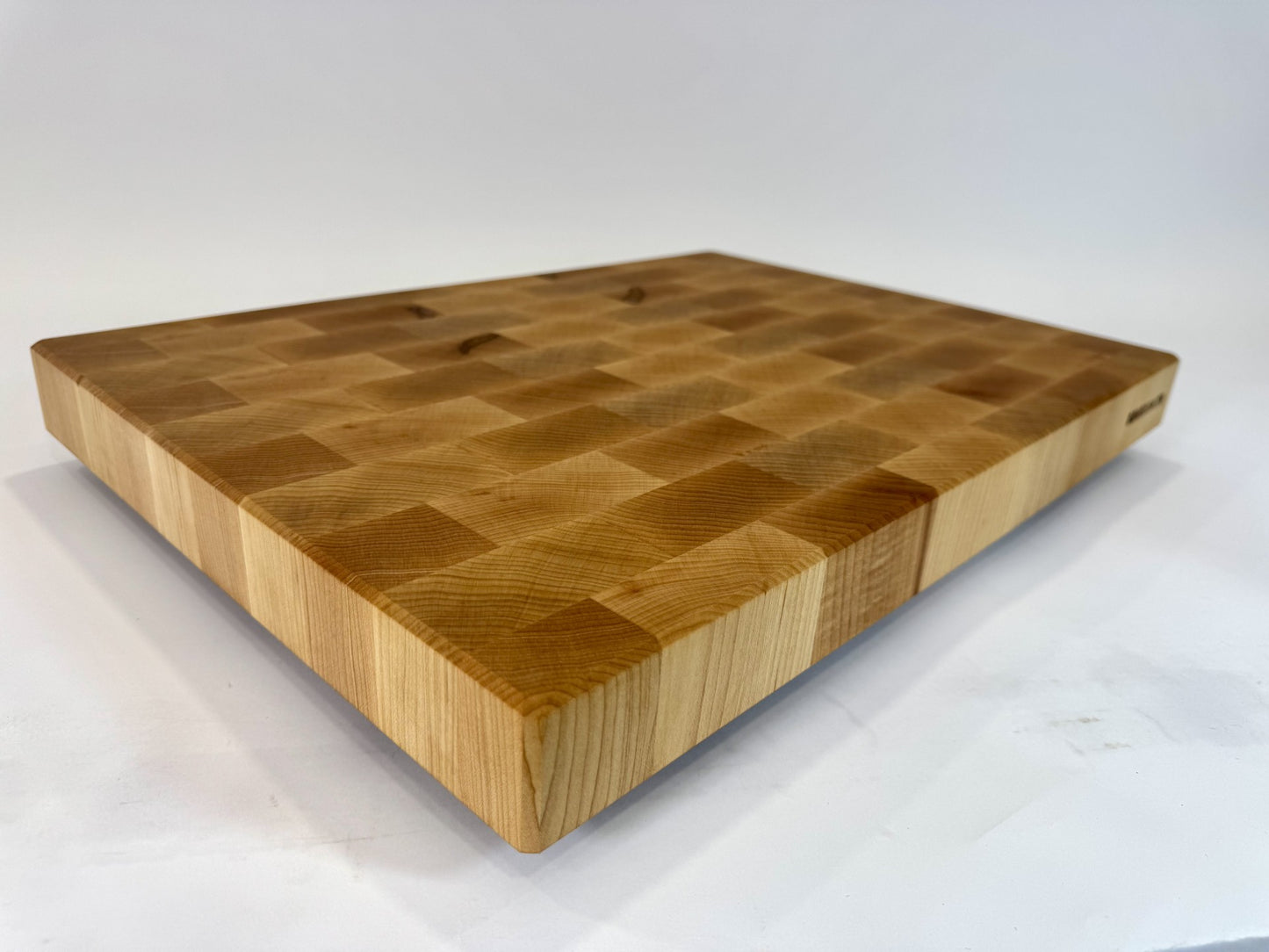 605 Maple 22 x 16 x 2 One Off