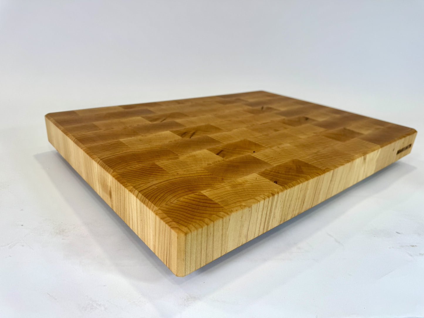 611 Maple 22 x 16 x 2 One Off