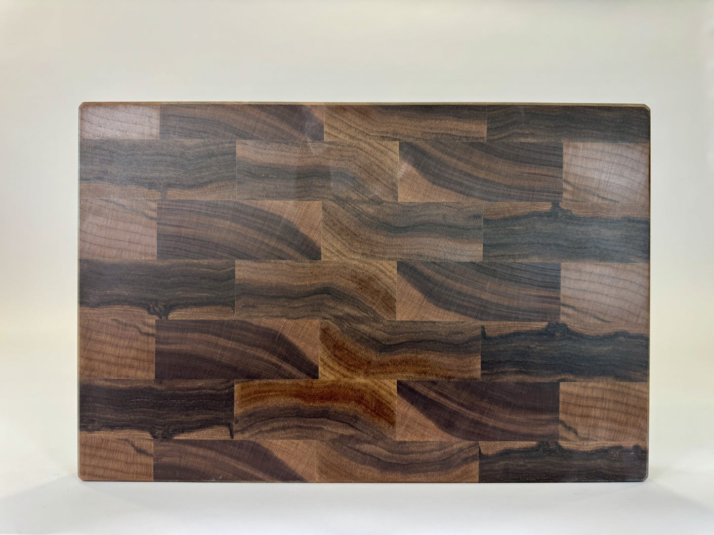 629 Walnut 18 x 12 x 1 3/4 "One-Off" with Finger Grooves and Bottom Groove