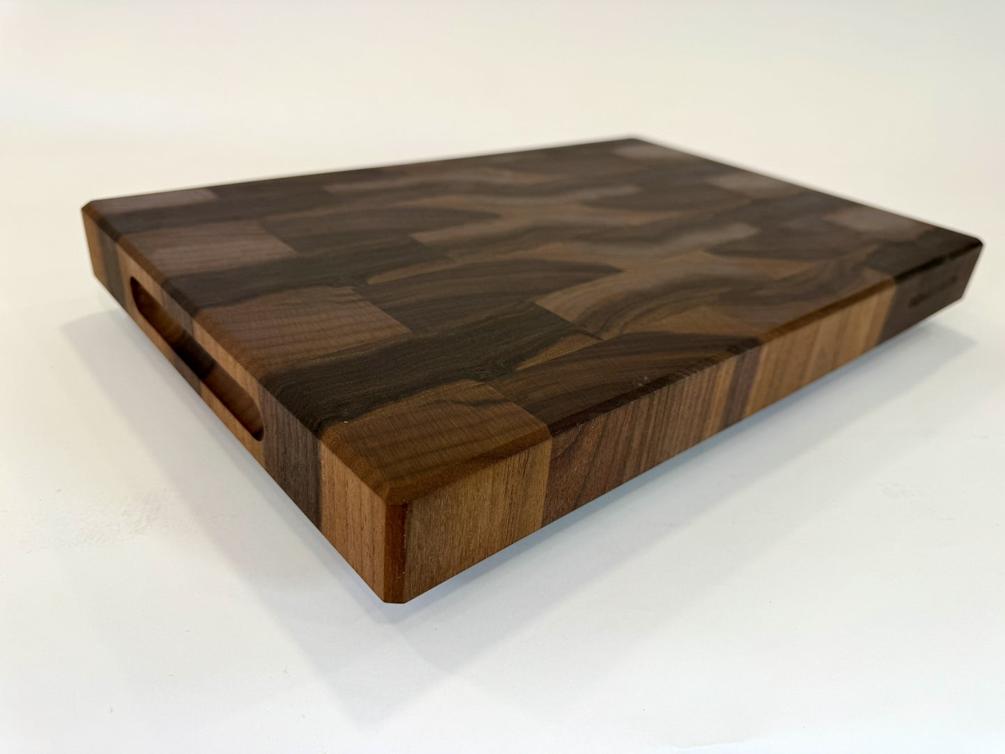 629 Walnut 18 x 12 x 1 3/4 "One-Off" with Finger Grooves and Bottom Groove