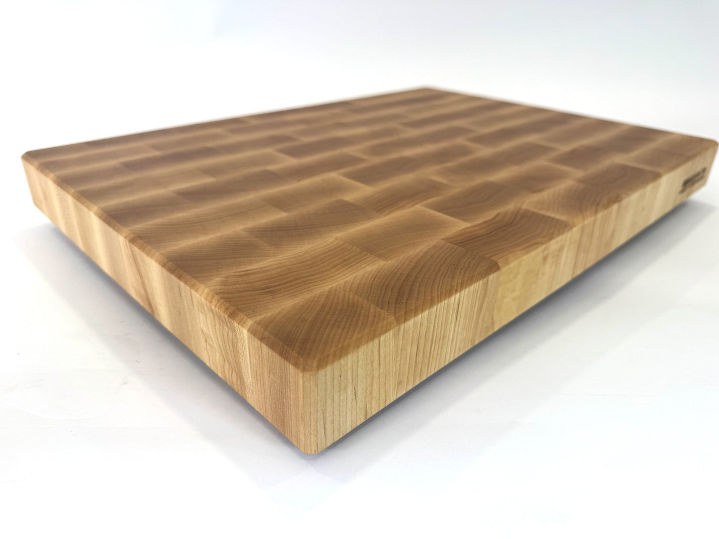 687 Maple 12 x 18 x 2