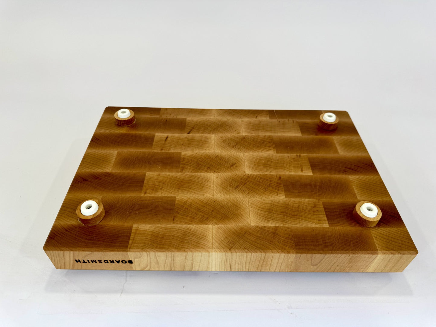 757 Maple 18 x 12 x 2 One-Off with Feet