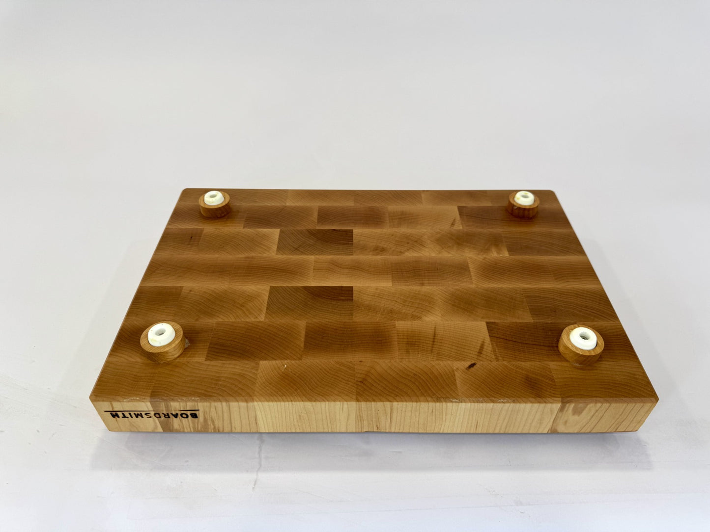 760 Maple 12 x 18 x 2 with Juice Groove and Feet