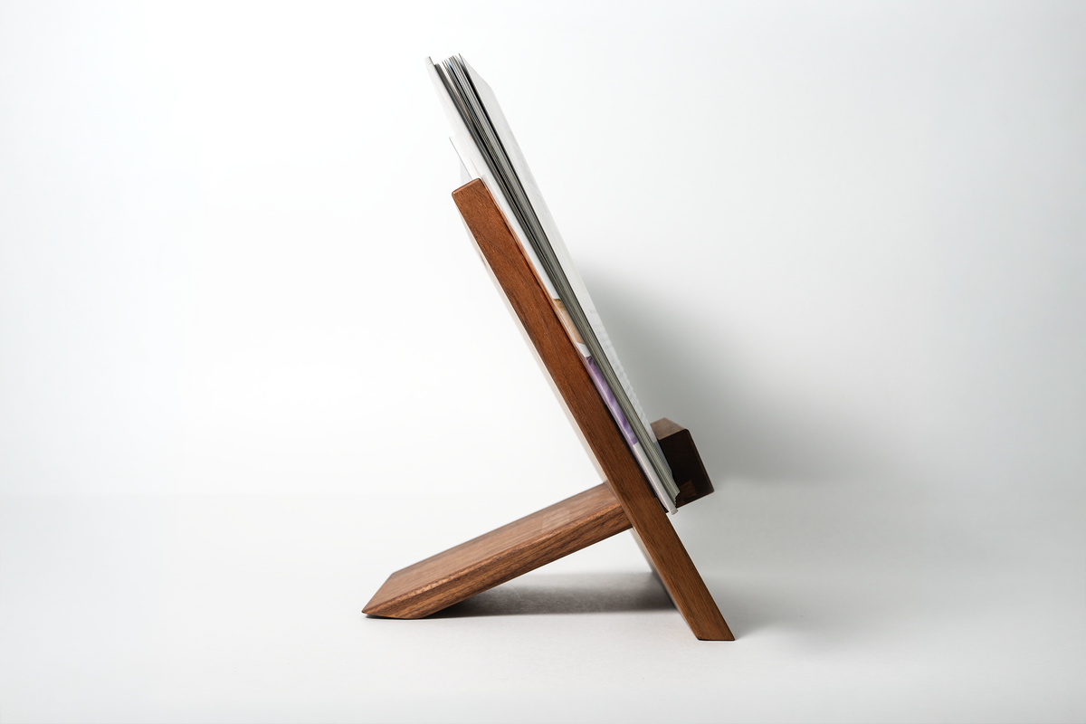 Adjustable Cookbook & Cutting Board Stand