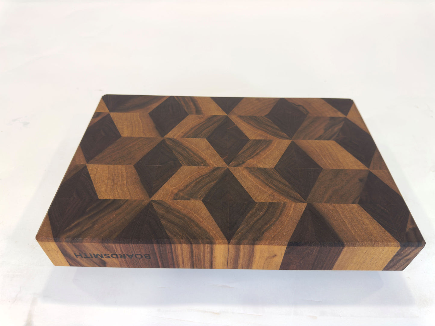 917 Walnut 14 1/4 x 8 3/4 x 2 Diamond Pattern